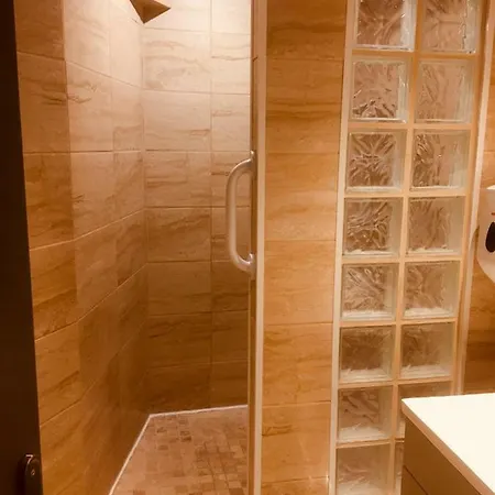 Du Vieux Bourg * Le Vieux Bourg (Cotes-d'Armor)