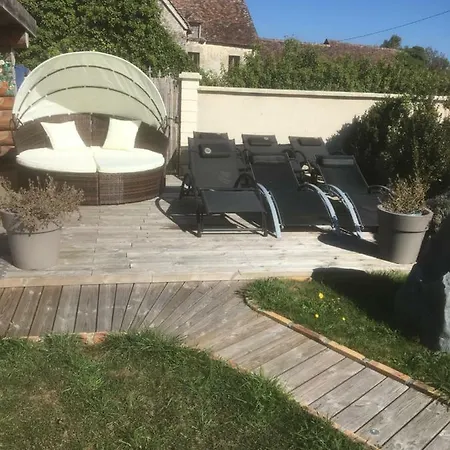 Апартаменты Du Vieux Bourg