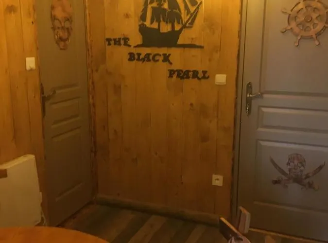 Du Vieux Bourg Apartment *