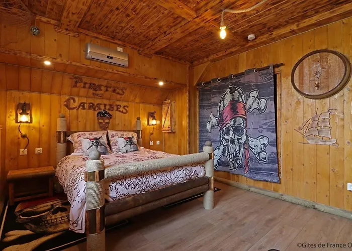 Du Vieux Bourg * Le Vieux Bourg (Cotes-d'Armor)