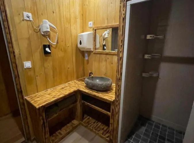 Du Vieux Bourg Le Vieux Bourg (Cotes-d'Armor)