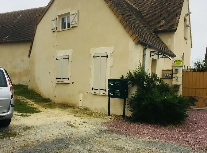 Du Vieux Bourg Apartment *