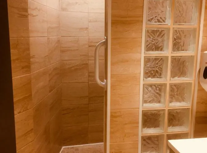 Du Vieux Bourg * Le Vieux Bourg (Cotes-d'Armor)