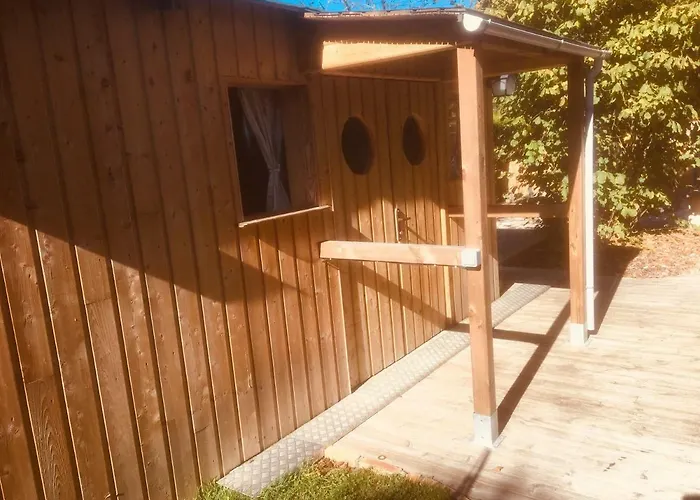 Du Vieux Bourg * Le Vieux Bourg (Cotes-d'Armor)